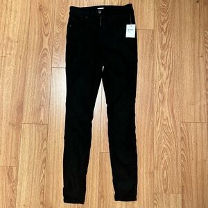 NWT Good American Black Suede Skinny Jeans size 2. Brand new.
